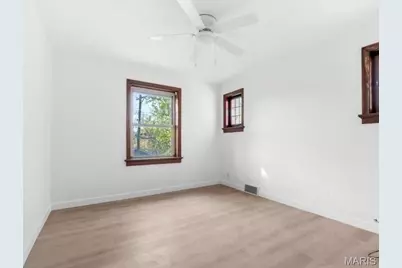 5034 Queens Avenue, Saint Louis, MO 63115 - Photo 6