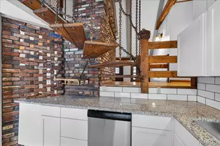 6 Castle Dr, Florissant, MO 63034 - Photo 12