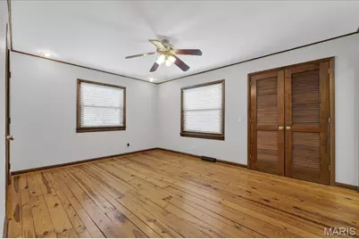 6 Castle Drive, Florissant, MO 63034 - Photo 10