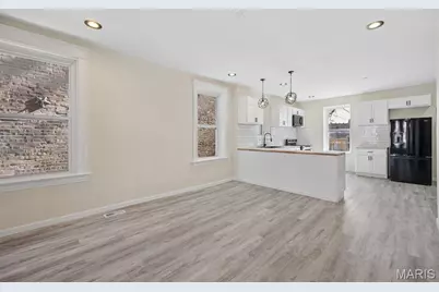 816 McLaran Avenue, Saint Louis, MO 63147 - Photo 4