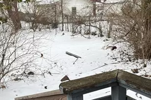 10235 Lord Dr, Saint Louis, MO 63136 - Photo 10