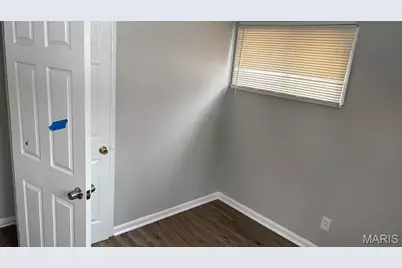 10348 Earl Drive, Saint Louis, MO 63136 - Photo 12