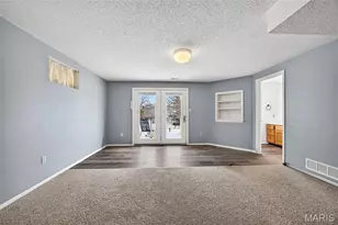 244 E Governor Pl, Saint Charles, MO 63301 - Photo 22