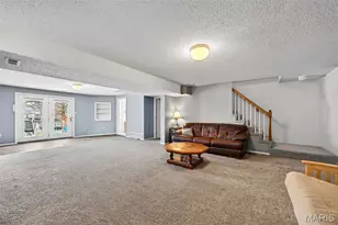 244 E Governor Pl, Saint Charles, MO 63301 - Photo 20