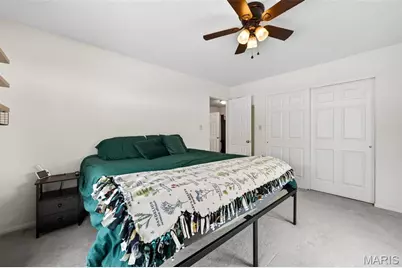 244 E Governor Place, Saint Charles, MO 63301 - Photo 14