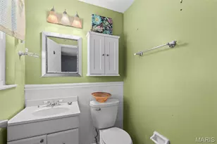 533 Golfwood Dr Dr, Ballwin, MO 63021 - Photo 14