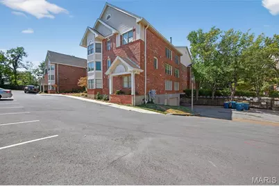 561 Sarah Lane #204, Saint Louis, MO 63141 - Photo 4