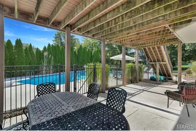 17104 Hillcrest Field Court, Chesterfield, MO 63005 - Photo 38