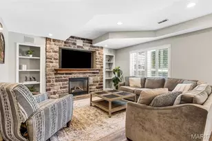 17104 Hillcrest Field Ct, Chesterfield, MO 63005 - Photo 28