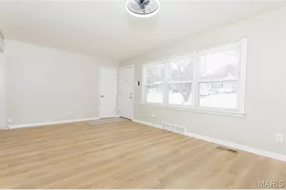 8871 Boyce Place, Jennings, MO 63136 - Photo 6