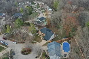 6906 Wellsford Ct, Oakville, MO 63129 - Photo 2