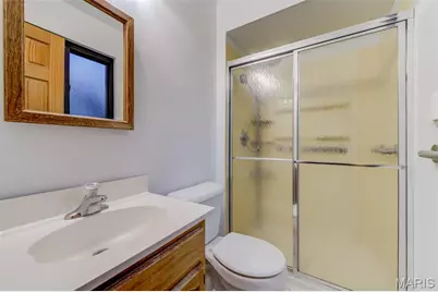 12071 Ameling Road, Maryland Heights, MO 63043 - Photo 14