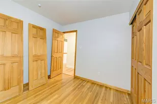 12071 Ameling Rd, Maryland Heights, MO 63043 - Photo 20