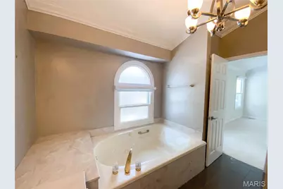 9719 Stanley Avenue, Saint Louis, MO 63119 - Photo 10