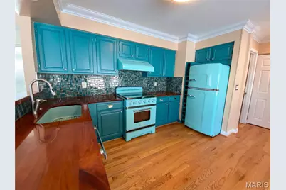 9719 Stanley Avenue, Saint Louis, MO 63119 - Photo 8