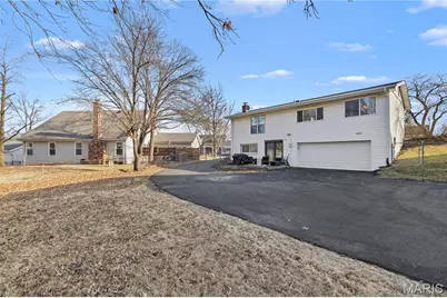 717 Woodrun Drive, Ballwin, MO 63021 - Photo 10