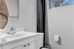 717 Woodrun Dr, Ballwin, MO 63021 - Photo 28