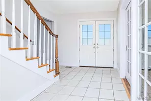 9836 Charwick Dr, Saint Louis, MO 63128 - Photo 4