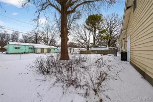 1451 Farmview Ave, Saint Louis, MO 63138 - Photo 10