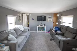 25 Betlo Park Dr, Sunrise Beach, MO 65079 - Photo 2