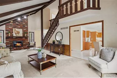 5022 Amber Place Drive, Saint Louis, MO 63128 - Photo 8