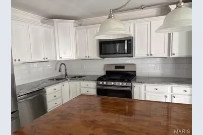 502 Iron Lantern Drive, Ballwin, MO 63011 - Photo 2