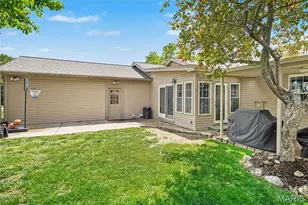 5813 Amber Pl Dr, Saint Louis, MO 63128 - Photo 40