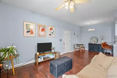 1239 Gardens Circle Drive #I, Saint Louis, MO 63125 - Photo 6