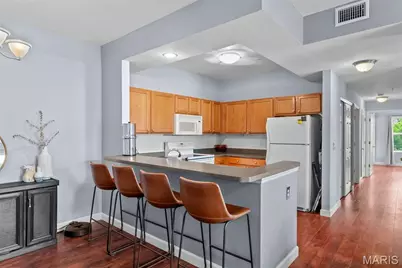 1239 Gardens Circle Drive #I, Saint Louis, MO 63125 - Photo 16