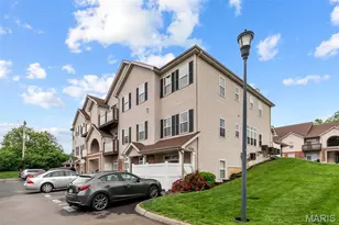 1239 Gardens Circle Dr, Saint Louis, MO 63125 - Photo 50