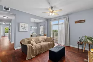 1239 Gardens Circle Dr, Saint Louis, MO 63125 - Photo 4