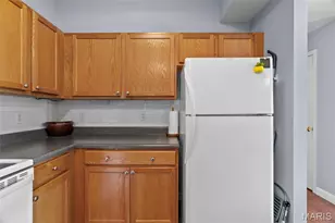 1239 Gardens Circle Dr, Saint Louis, MO 63125 - Photo 24