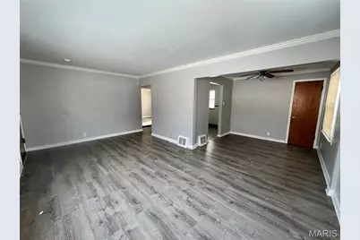 1030 Addison, Saint Louis, MO 63137 - Photo 4