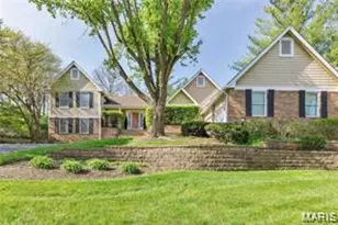 14292 Cedar Springs Dr, Chesterfield, MO 63017 - Photo 2
