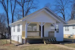 325 Redmond Ave, Ferguson, MO 63135 - Photo 1