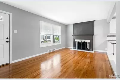 8900 Moritz Avenue, Saint Louis, MO 63144 - Photo 4