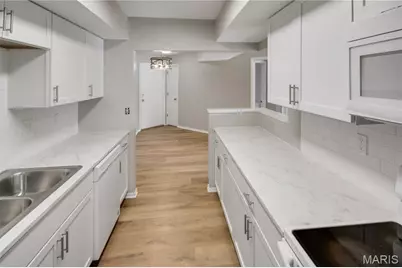 321 Shirley Ridge Drive, Saint Charles, MO 63304 - Photo 6