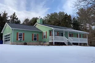 905 Ranch Ln, Villa Ridge, MO 63089 - Photo 1