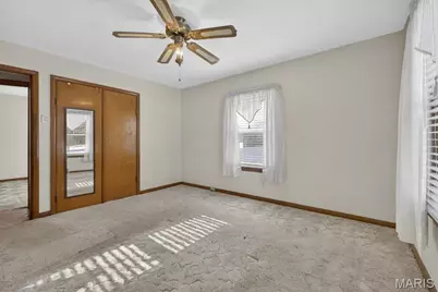 46 Garden Lane, Maryland Heights, MO 63043 - Photo 12