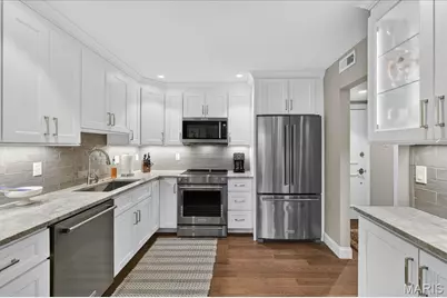 4355 Maryland Avenue #319, Saint Louis, MO 63108 - Photo 6