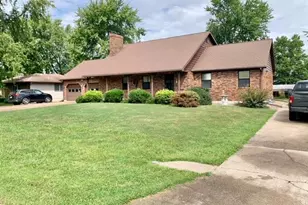 922 Park St, Monroe City, MO 63456 - Photo 2