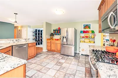 10748 Leebur Drive, Saint Louis, MO 63128 - Photo 16