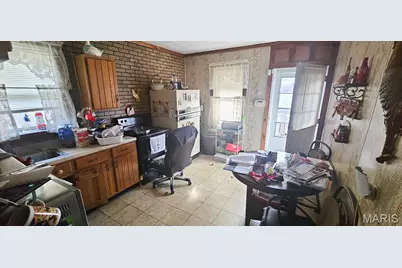 4762 Hamburg Avenue, Saint Louis, MO 63123 - Photo 6