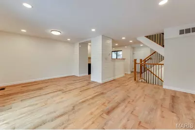 1722 Robin Knoll Court, Saint Louis, MO 63146 - Photo 14