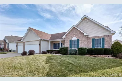 134 Huntington Crossing Drive, Saint Peters, MO 63376 - Photo 4