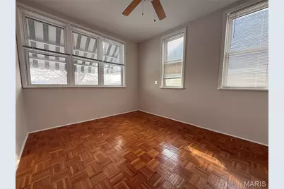 4552 Ray Avenue, Saint Louis, MO 63116 - Photo 16