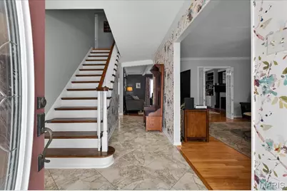 10520 Hackamore Lane, Saint Louis, MO 63128 - Photo 4