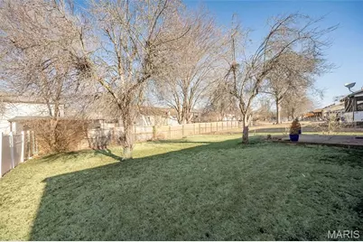 3833 Hope Haven Drive, Florissant, MO 63034 - Photo 32