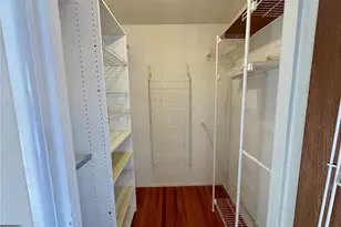 890 Meadowgrass Dr, Florissant, MO 63033 - Photo 16