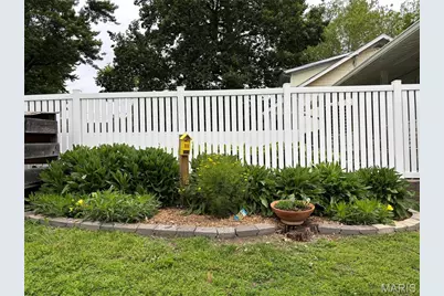 917 N 5th Street, Saint Charles, MO 63301 - Photo 34